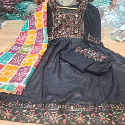 Advaxe Unstichied new screen print cotton three piece - Image 1